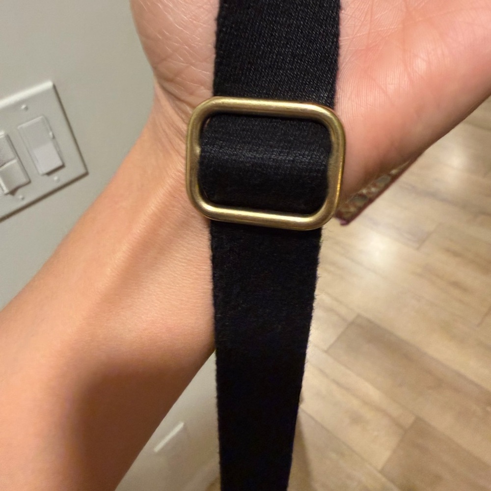 Coach Black Leather Shoulder Bag with Gold Accents - Picture 3 of 9